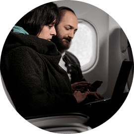 In-flight passenger online experience