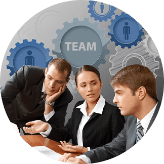 image showing a group of people or team discussing and colloborating together for SAP migration